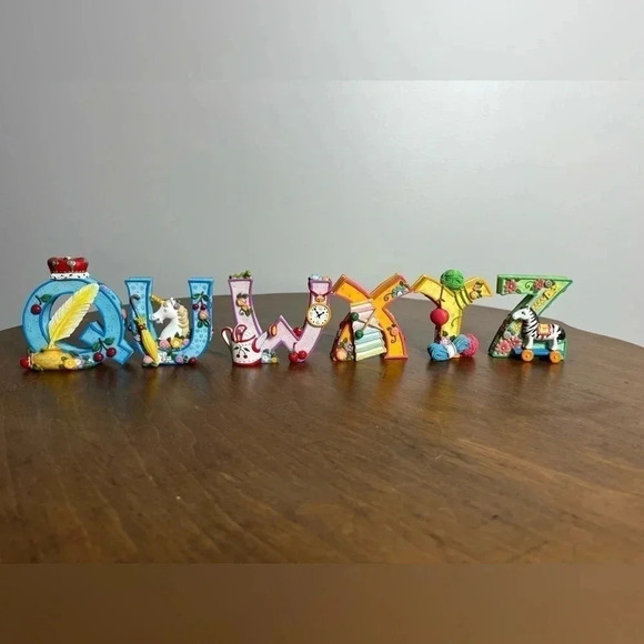 Mary Engelbreit stand up letters – assorted - Picture 3 of 10